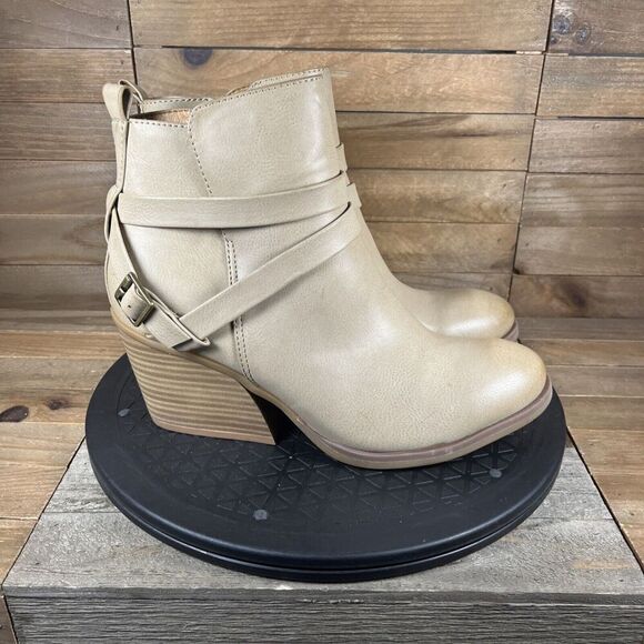 Korks Womens Sz 8M Heidi Block Heel Bootie Ankle Boots Tan Buckled Almond Toe - Picture 1 of 10